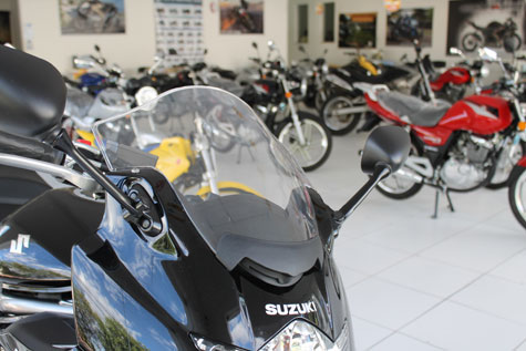 Sábado tem lançamento na Moto Estrada Suzuki em Brumado
