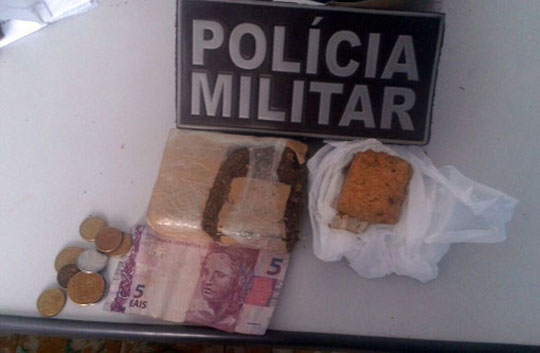 Tanhaçu: Polícia prende mulher com setecentos gramas de drogas