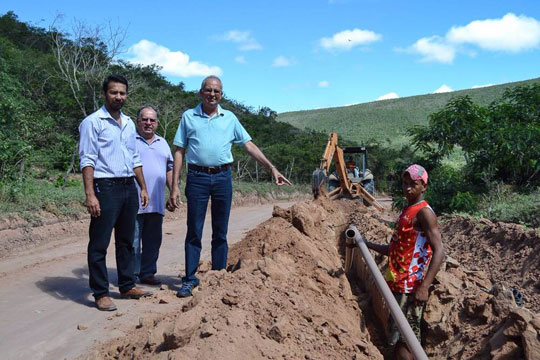 Tanhaçu: Pastinho e Pé do Morro vão receber sistema de abastecimento de água
