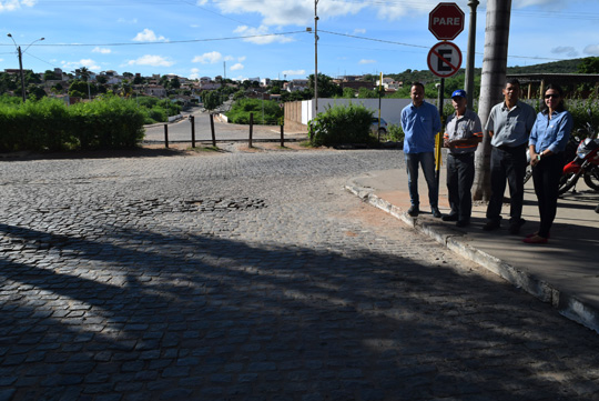 Prefeitura e ferrovia realizam mudanças para liberação de passagem de nível em Brumado