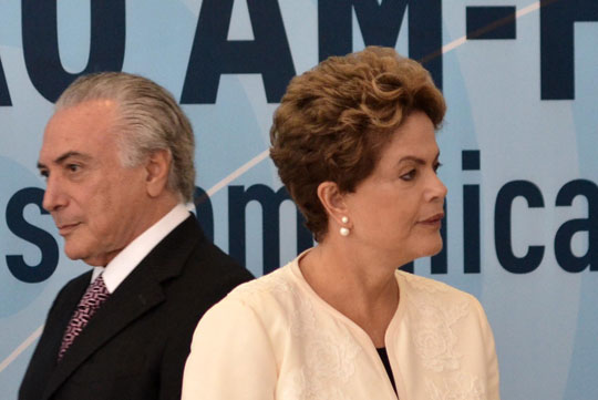 54,5% dos brasileiros consideram gestão Temer igual a de Dilma, aponta pesquisa CNT