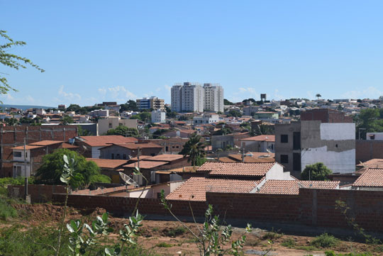 Brumado registra 42°C de sensação térmica com previsão de chuva para o final de semana