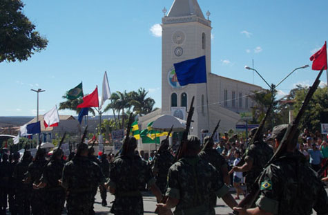 Tiro de Guerra de Brumado participa de desfile cívico em Caetité
