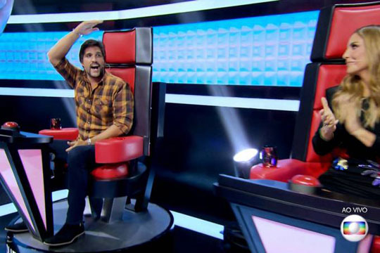 Léo aparece sem Victor no 'The Voice Kids'