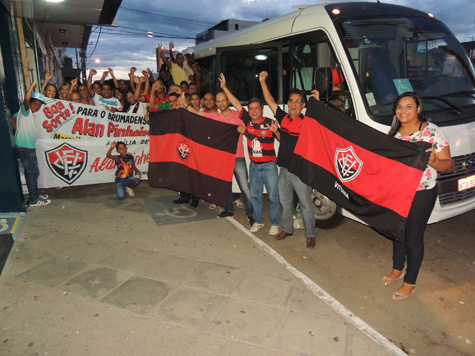 Campeonato Baiano: Brumadenses vão a Conquista torcer pelo Vitória e por Alan Pinheiro