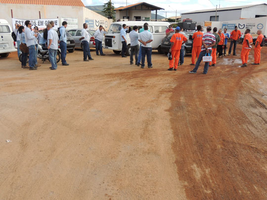 Sindicato denuncia demissão em massa nas obras da Fiol