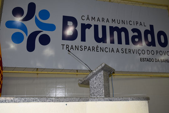 Brumado: Projetos que nomeiam e regulamentam uso da tribuna livre são apresentados no legislativo