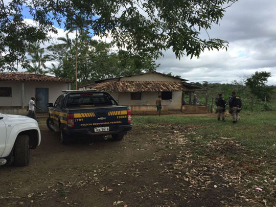 Una: Três pessoas são resgatadas de fazenda em que viviam em condições de trabalho escravo