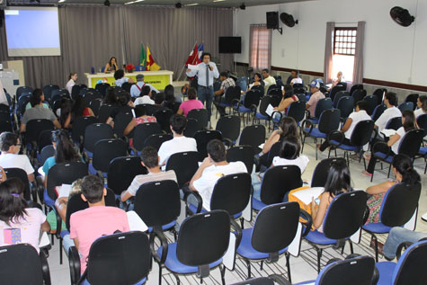 Eleições na UNEB: Diretor e alunos lutam pela sede própria do campus em Brumado