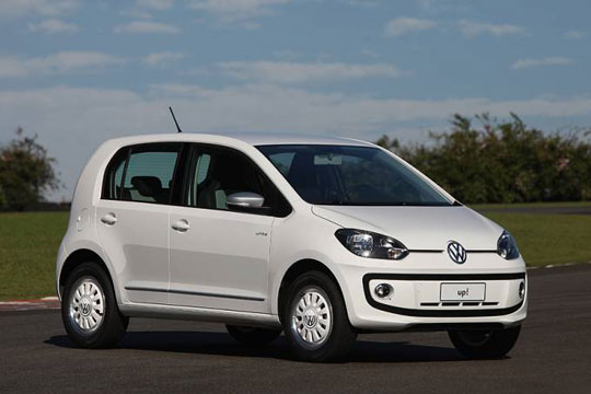 Volkswagen faz recall do Up! por problemas na seta e no tanque