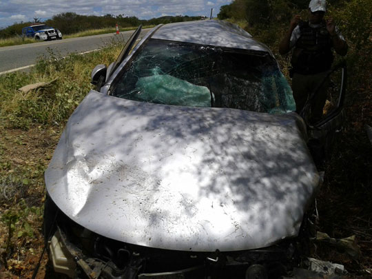 Capotamento na BA-148 entre Brumado e Livramento de Nossa Senhora