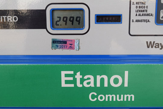 Boa safra da cana faz preço do etanol cair nos postos de combustíveis de Brumado