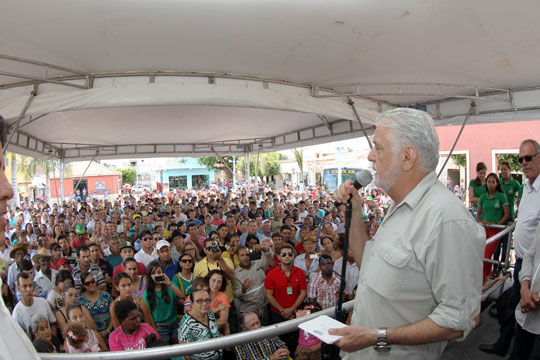 Lagoa Real: Governador Jaques Wagner parabeniza gestão do prefeito Zezinho