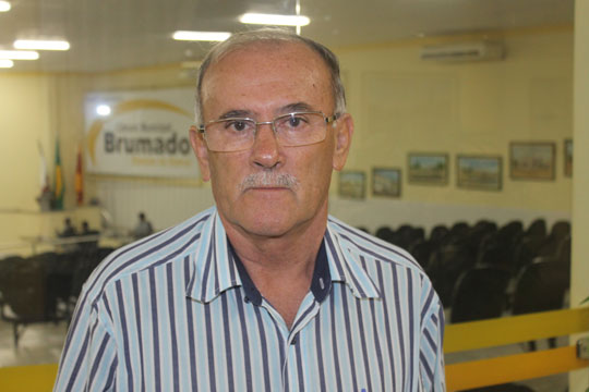 Brumado: Zé Luiz avalia gestão de Aguiberto e diz que aliança do prefeito com Marizete é possível para 2016